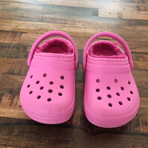 toddler girl crocs size 5